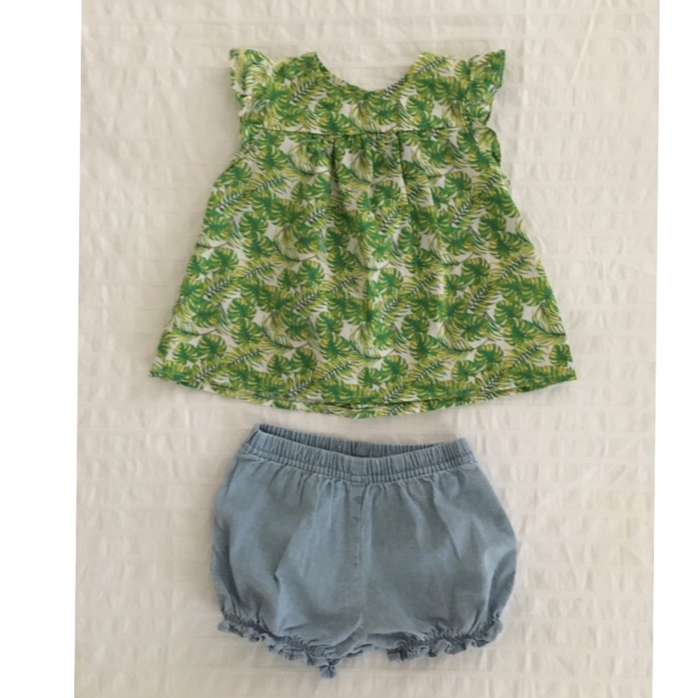 Baby girls palm print top and denim short set